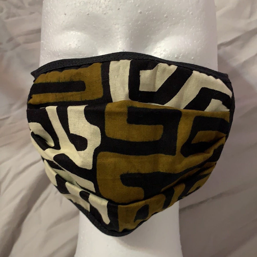 Mask - Picture 3 of 4